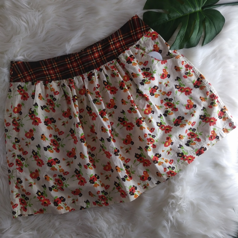 3/25$ Handmade floral‎ plaid pocket mini skirt zip